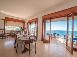 Villa Giulia Sea View
