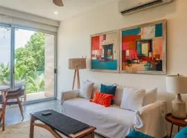 Sunset Boulevard 304