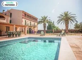 Holiday Home in St Pere Pescador with Pool