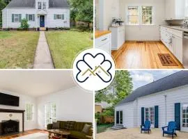 Clover Retreat - 3B 2BA Home 1 mi to ND