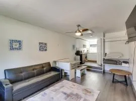 2 Mi to Long Beach Waterfront! Convenient Studio