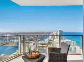 Beautiful 1BR Apartment with Ocean View Balcony