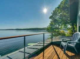 Ice Fishing and Scenic Views! Lake Bomoseen Retreat