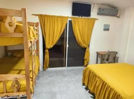 Habitaciones en Shekinah House, Data de Villamil
