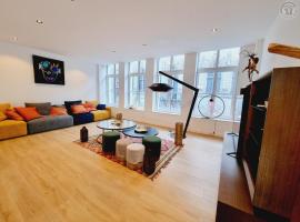 Appartement haut standing au cœur de Douai avec wifi, climatisation et terrasse - FR-1-510-235, hotel in Douai