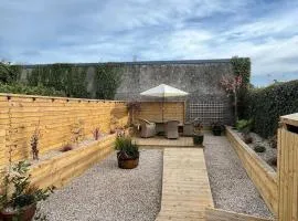 3 Bedroom, 5 Bed Home in the Heart of Galway