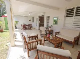 Villa La Papaye Jaune 3 ch, tous commerces accessibles à pieds
