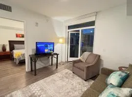 Glamorous KTown Boutique Residences with Rooftop view
