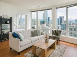 Bright and Spacious 2BR Condo in the Heart of Vancouver