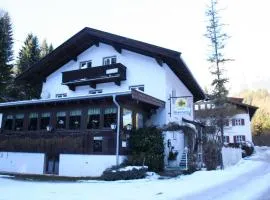 Apartment in Scheffaui near Ski Slopes