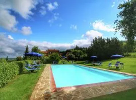 Rolling farmhouse of Val d'Orcia