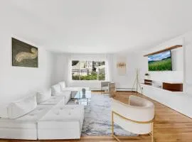 Stylish Escape with Game Room, Balcony and Free Parking