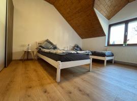 Monteurwohnung Sander I 4-7 Personen, ξενοδοχείο σε Birkenau