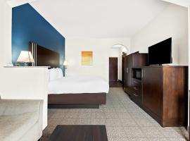 Comfort Suites New Orleans East, hotel perto de Aeroporto de New Orleans Lakefront - NEW, Nova Orleães