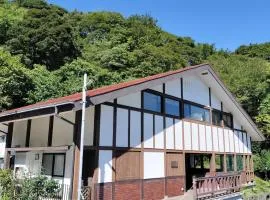 Cafeムー&民泊