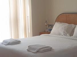 SecondHomeBali, hotel a Canggu