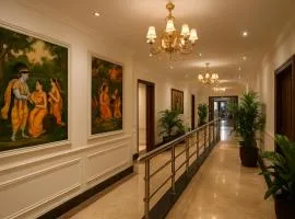IQ Hotels - Just Steps Away from Kashi Vishwanath Temple, Varanasi