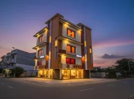 FabHotel Geeta Bhawan