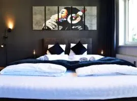Monkey Loft - Graz City Center & Free Garage Parking