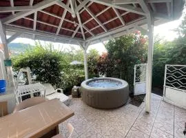 Appartement et Jaccuzzi - 5 min à pied de la plage