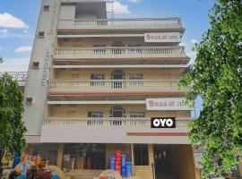 Hotel O Bharat Lodge, hôtel à Ameerpet