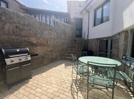 YourHouse O Canton 3, hotel v destinaci Lobios