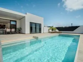 Casa Aulaga by Villalize