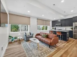 Stylish Downtown Unit with Historic Charm apts