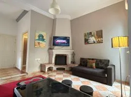 Spacious appartment in center harhoura