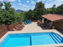 LipaHill Luxe, plážový hotel v destinaci Ripanj