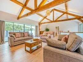 Property 4 - Uk44924