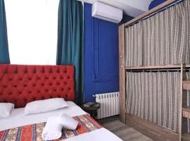 NovART Gallery & Sea Hotel