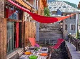 Charmante maison en pierre du Queyras - espace et luminosité
