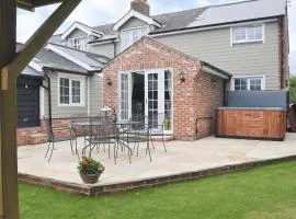 Pettaugh Lodge