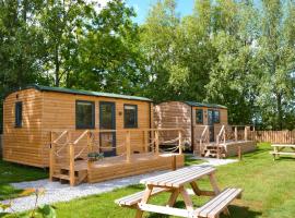 Ewe Lodge - Uk48824, hotel v destinaci Kirby Misperton