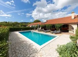 Nice Home In Prapatnica- Seget