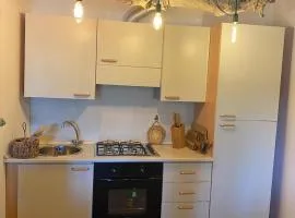 Il tuo nido nel borgo-by Goccia di Lago