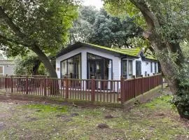Azure Retreats - Beautiful Sea View - Uk48810