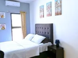 Moderno Townhouse en Residencial Privada