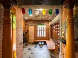 AR Lighthouse Bay Villa with Terrace Jacuzzi by Roscotel