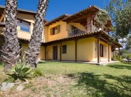 Two-Bedroom Holiday Home In Smaria Di Ricadi -Vv-