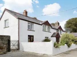 Granny Bond's Farmhouse
