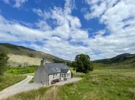 Glacour Studio Cottage