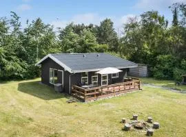 Pet Friendly Home In Sjællands Odde