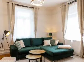 Ruhestein Quartier - Charaktervolle Wohnung perfekt für Gruppen und Familien, ideal gelegen nahe der Gartenschau und dem Bhf, bestens geeignet für entspannte als auch akitve Aufenthalte in malerischer Umgebung