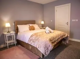 The Mall Townhouse - Dingle Town Centre