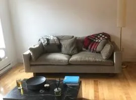 Lovely 2 bedroom in little burgandy