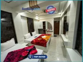 Hotel Mid-Town Nainital Near Mall Road Free Wifi & Room ServiceAvailable - Luxury Collection of Hotels with Spacious Room - Excellent Customer Service Awarded