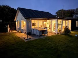 Smukt sommerhus n&aelig;r Ribe C inkl reng&oslash;ring &ndash; domek wiejski 