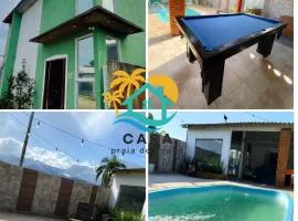 Casa com piscina próximo à praia